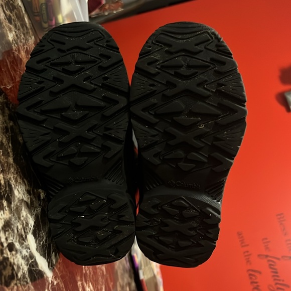 Columbia Black Kids Winter Boots - Picture 4 of 5